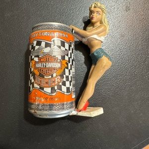 Harley Davidson Daytona 1994 can with biker girl holder